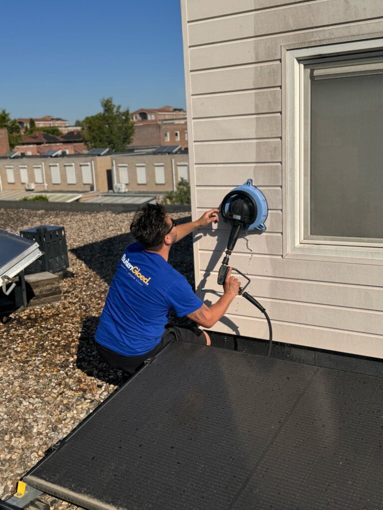 Foto Richard aan het werk